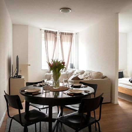 Appartement Japandi Fuer 2 I Nahe Mannheim, Schwetzingen à Bruhl  Extérieur photo