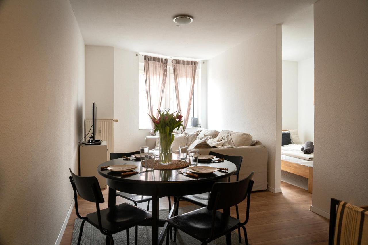 Appartement Japandi Fuer 2 I Nahe Mannheim, Schwetzingen à Bruhl  Extérieur photo