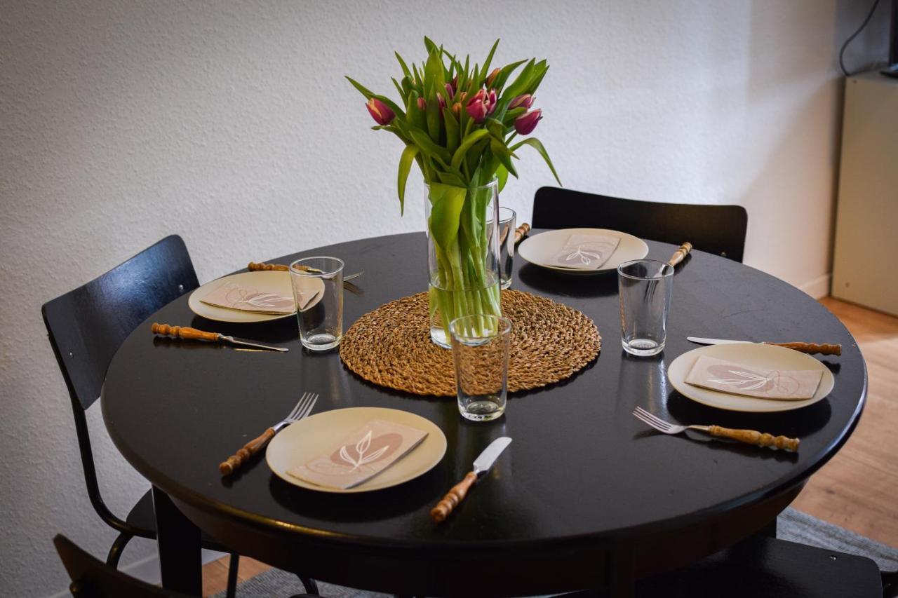 Appartement Japandi Fuer 2 I Nahe Mannheim, Schwetzingen à Bruhl  Extérieur photo